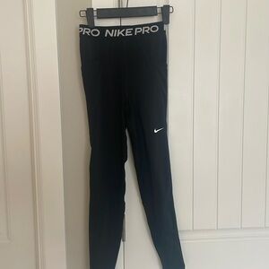 Nike pro leggings extra small